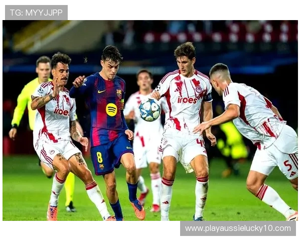 奥林匹亚科斯2-1客胜阿贾克斯,紧凑防守化解传控体系 奥林匹亚科斯2-1客胜阿贾克斯,紧凑防守化解传控体系